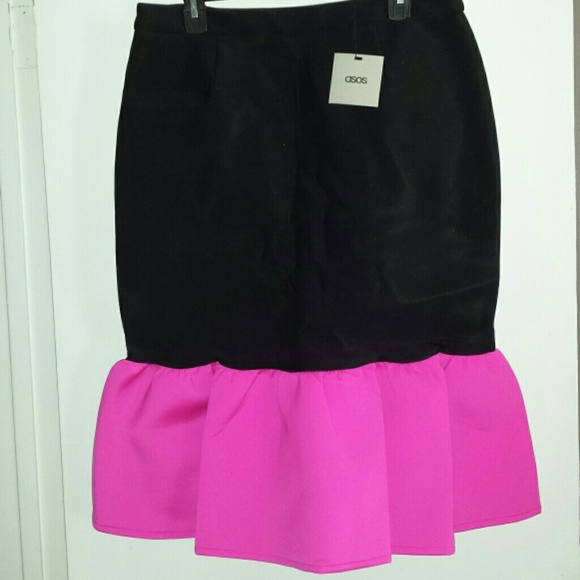 COPY - Asos neoprene peplum skirt - Picture 2 of 3